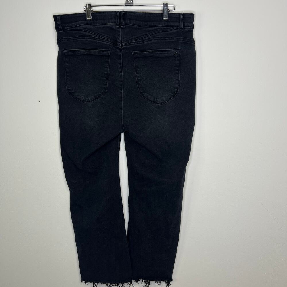 Democracy Plus Size Absolution High Rise Cascading Fray Slim Straight Jeans 20W - Picture 6 of 10